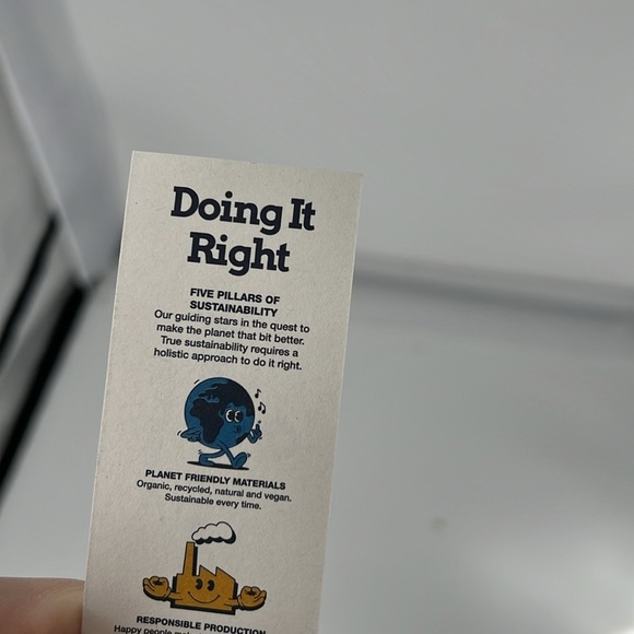 Kings of indigo NWT women’s cenred cargo pants medium - Picture 10 of 12